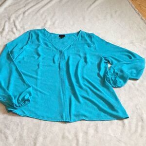 Ladies semi sheer top in turquoise x-large